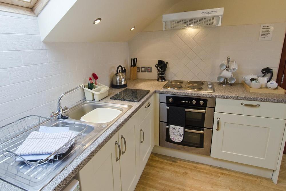 Hafoty Farm Cottages Карнарфон Екстериор снимка